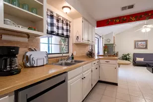 408 Heritage Trail, Granbury, TX 76048 - Photo 8