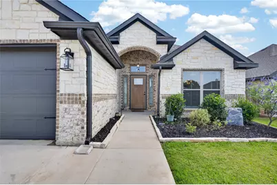 125 Maverick Lane, Pilot Point, TX 76258 - Photo 4