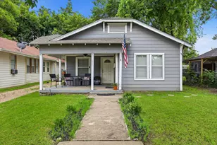 2518 Gladstone Dr, Dallas, TX 75211 - Photo 1