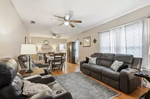 2518 Gladstone Dr, Dallas, TX 75211 - Photo 4