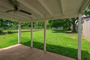 815 W Hull St, Denison, TX 75020 - Photo 26