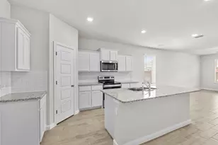 1936 Preakness Dr, Granbury, TX 76049 - Photo 4