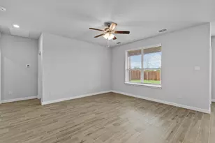 9705 Austin Holw Rd, Crowley, TX 76036 - Photo 10