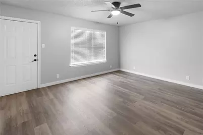 705 W Crawford Street, Denison, TX 75020 - Photo 10