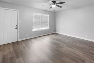 705 W Crawford St, Denison, TX 75020 - Photo 10