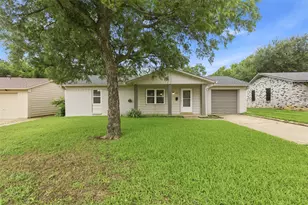 611 Crane Dr, Euless, TX 76039 - Photo 1