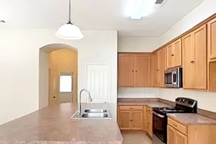 624 Vickie St, Crowley, TX 76036 - Photo 14