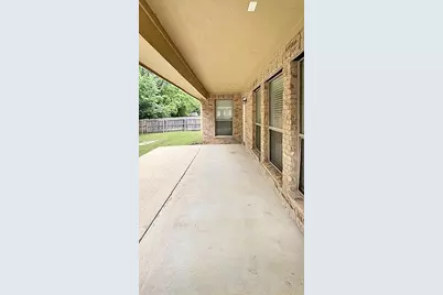 624 Vickie Street, Crowley, TX 76036 - Photo 4