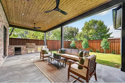 10140 Lakemere Drive, Dallas, TX 75238 - Photo 36