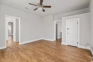 909 W Chestnut St, Denison, TX 75020 - Photo 8