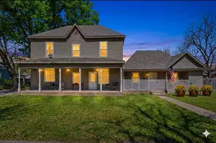 909 W Chestnut St, Denison, TX 75020 - Photo 2