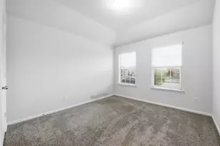 9308 Desertrock Rd, Fort Worth, TX 76131 - Photo 18