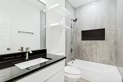 901 E Devitt Street, Fort Worth, TX 76110 - Photo 22