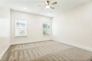 901 E Devitt St, Fort Worth, TX 76110 - Photo 16