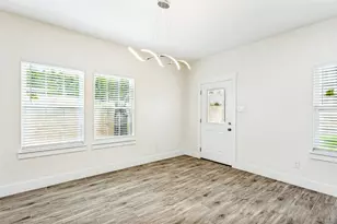 901 E Devitt St, Fort Worth, TX 76110 - Photo 14