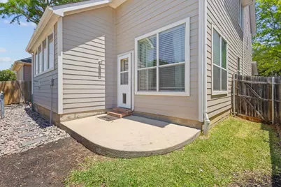 2223 Grizzly Run Lane, Euless, TX 76039 - Photo 26