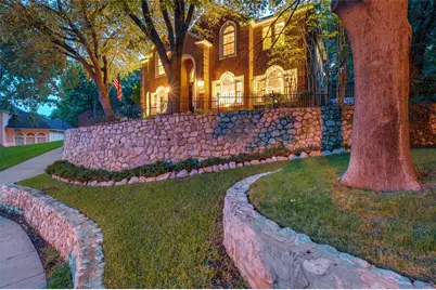 3145 Joyce Court, Grapevine, TX 76051 - Photo 2