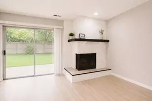 527 Shelly Ct, Duncanville, TX 75137 - Photo 4