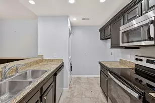 8601 Park Ln, Dallas, TX 75231 - Photo 10