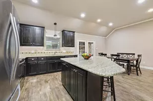 460 County Rd 4421, Trenton, TX 75490 - Photo 14