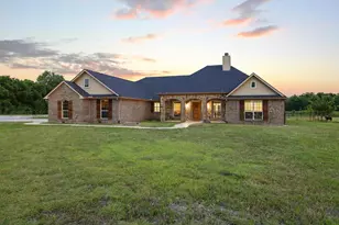 460 County Rd 4421, Trenton, TX 75490 - Photo 10
