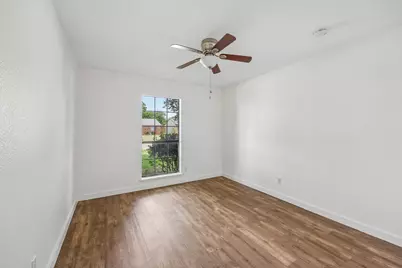 304 Long Canyon Drive, Mesquite, TX 75150 - Photo 20