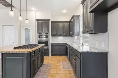 2223 Grizzly Run Lane, Euless, TX 76039 - Photo 8