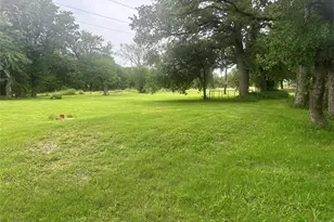 153 Marriott, Graham, TX 76450 - Photo 4