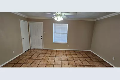 2801 NW 19th Street #B, Haltom City, TX 76106 - Photo 16