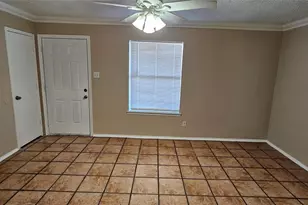 2801 19th St, Haltom City, TX 76106 - Photo 16
