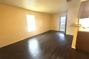 2303 Lido Ln, Arlington, TX 76015 - Photo 6