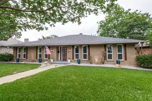 9552 Timberleaf Dr, Dallas, TX 75243 - Photo 2