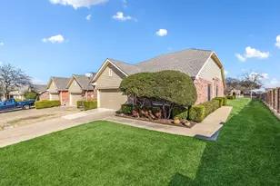 9804 Clock Tower Ct, Plano, TX 75025 - Photo 2