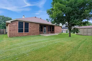 219 Southpeak Ln, Ponder, TX 76259 - Photo 28