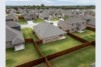528 Brook View Drive, Van Alstyne, TX 75495 - Photo 18