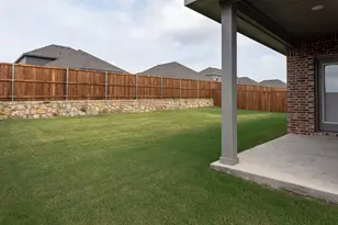 528 Brk Vw Dr, Van Alstyne, TX 75495 - Photo 16