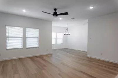 528 Brook View Drive, Van Alstyne, TX 75495 - Photo 6