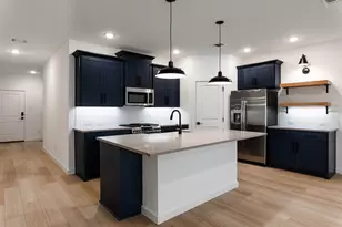 528 Brk Vw Dr, Van Alstyne, TX 75495 - Photo 4