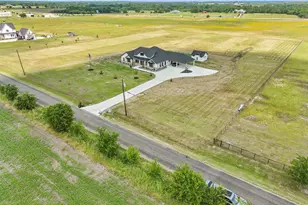 1271 Old Telico Rd, Ennis, TX 75119 - Photo 38