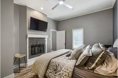 4040 Avondale Avenue #302, Dallas, TX 75219 - Photo 18