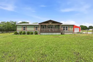 237 County Rd 4927, Trenton, TX 75490 - Photo 4