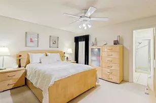 2100 Friendly Dr, Arlington, TX 76011 - Photo 10