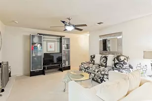 2100 Friendly Dr, Arlington, TX 76011 - Photo 2