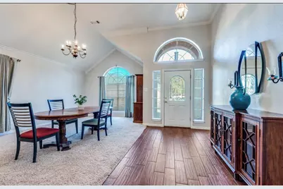 2620 Britany Circle, Bedford, TX 76022 - Photo 2