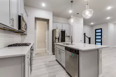 1888 Strand Street, Farmers Branch, TX 75234 - Photo 4