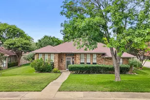 431 Tate Dr, DeSoto, TX 75115 - Photo 1
