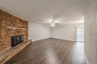 6925 Sandstone Court, Fort Worth, TX 76120 - Photo 6