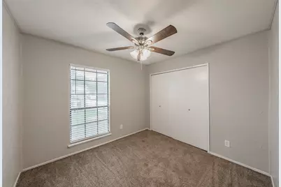 6925 Sandstone Court, Fort Worth, TX 76120 - Photo 16