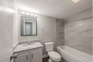 6925 Sandstone Ct, Fort Worth, TX 76120 - Photo 18