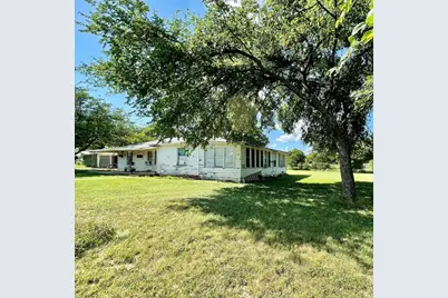 514 W Roosevelt Avenue, Whitney, TX 76692 - Photo 2